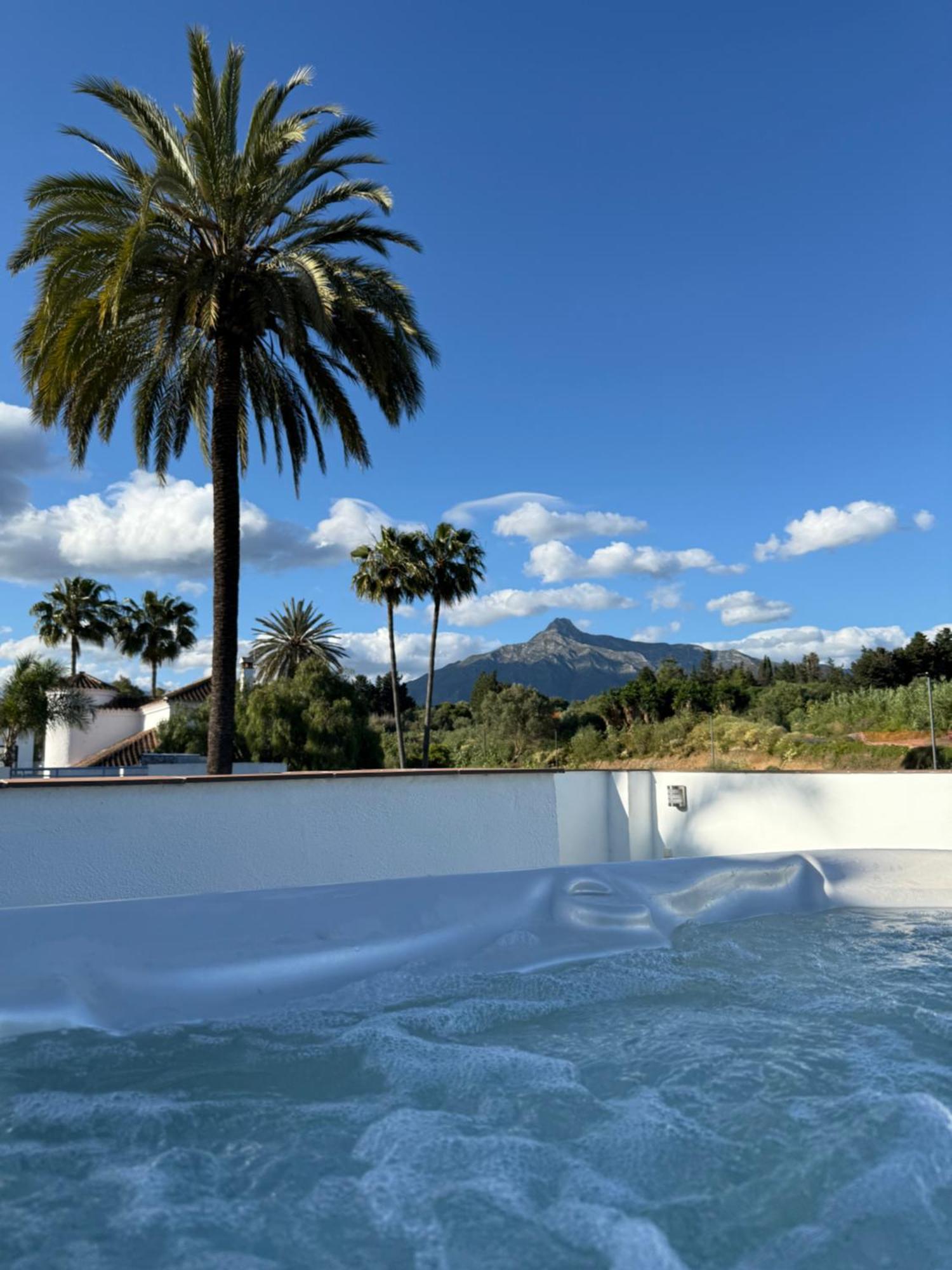 Puerto Banus Jacuzzi Close To Breath And Marbella Arena Марбелья Экстерьер фото